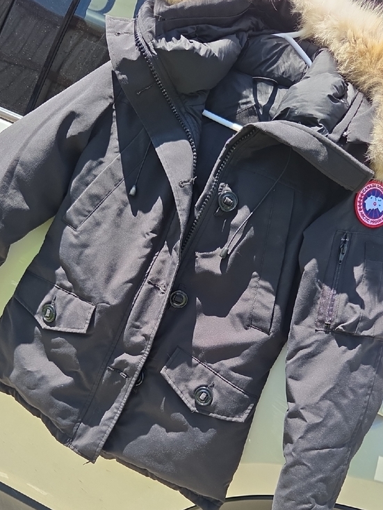 Canada Goose Jackets & Blazers - Canada Goose Womens Hooded Bomber Jacket with Removable Fur Trim
